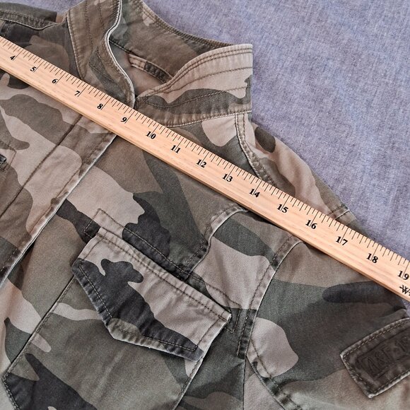 Abercrombie & Fitch Camo Utility Cargo Jacket - Picture 6 of 15